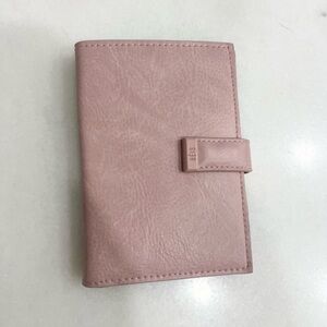 BÉIS passport holder in Atlas Pink